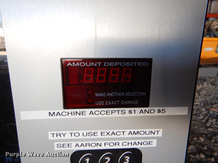 Wittern 3549 table top vending machine in Topeka, KS | Item FS9478 sold