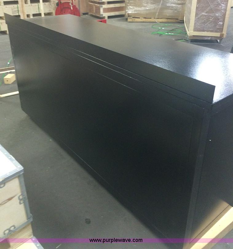 image for item G1382 Steel tool bench