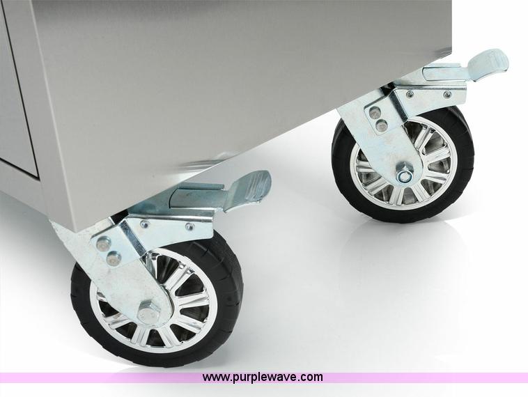 image for item G1383 15 drawer stainless steel tool bench