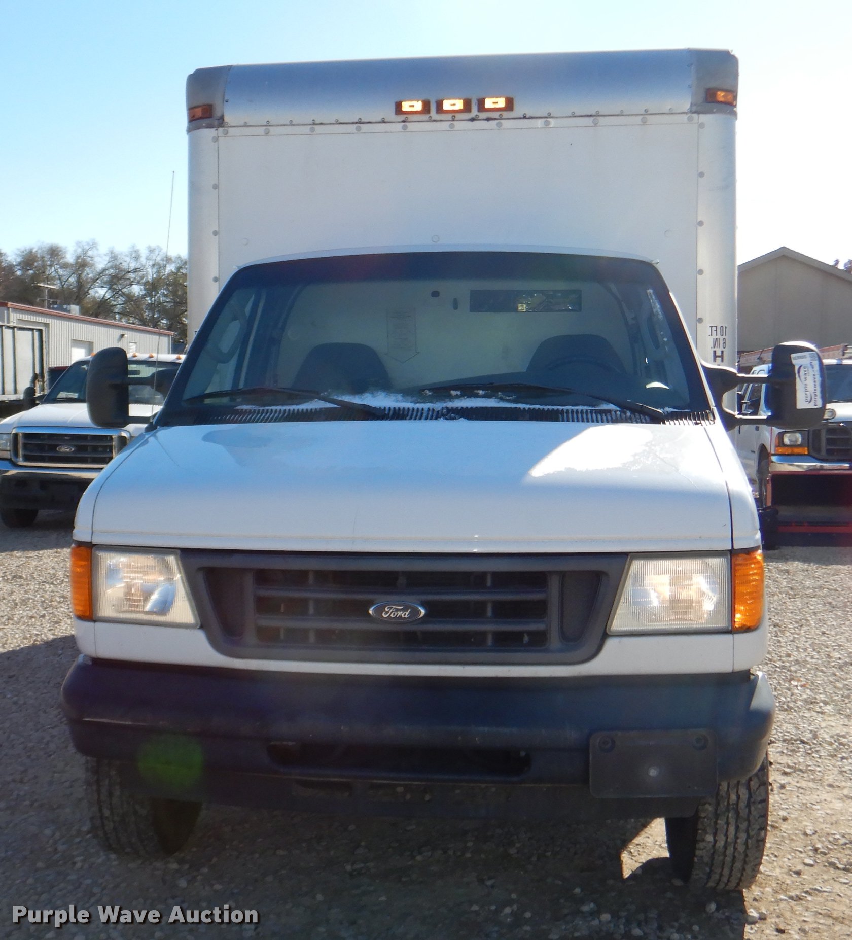 2006 Ford E350 Super Duty box truck in Topeka, KS Item DD8939 sold