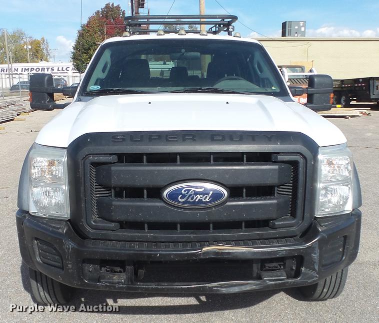 image for item AM9021 2011 Ford F450 Super Duty Crew Cab utility truck