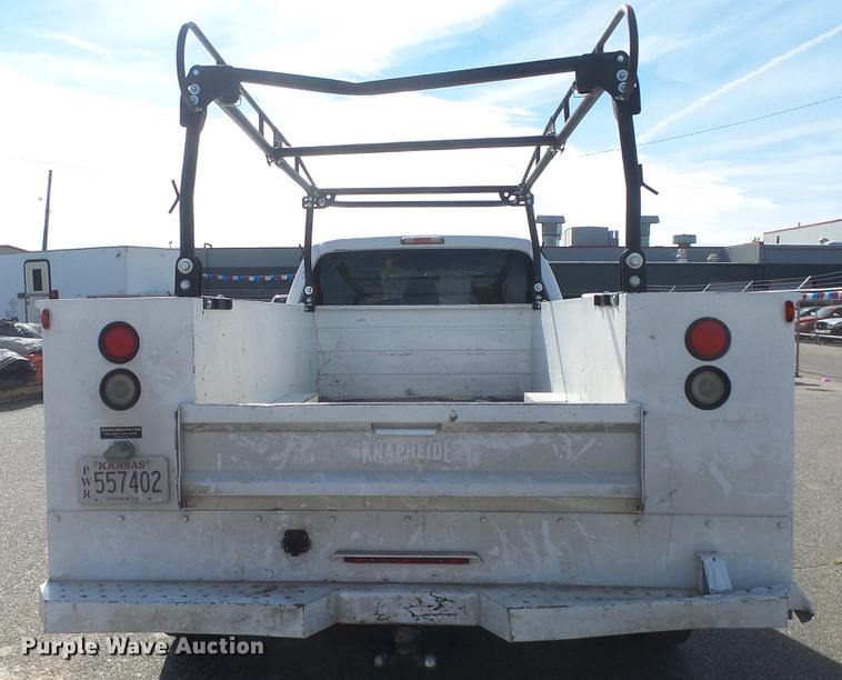 image for item AM9021 2011 Ford F450 Super Duty Crew Cab utility truck