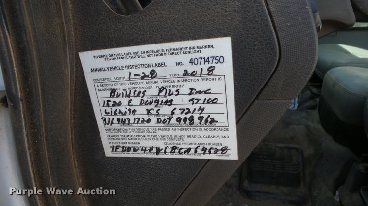 image for item AM9021 2011 Ford F450 Super Duty Crew Cab utility truck