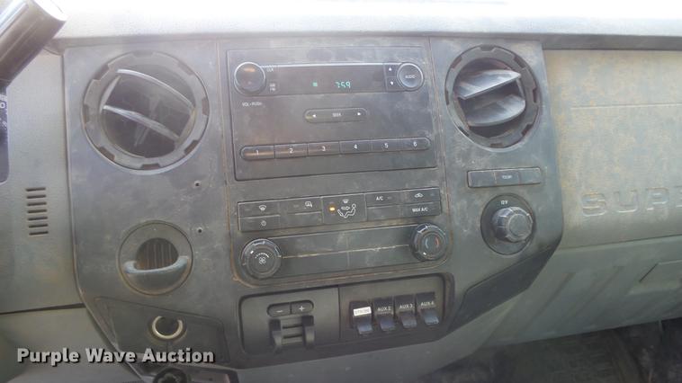 image for item AM9021 2011 Ford F450 Super Duty Crew Cab utility truck