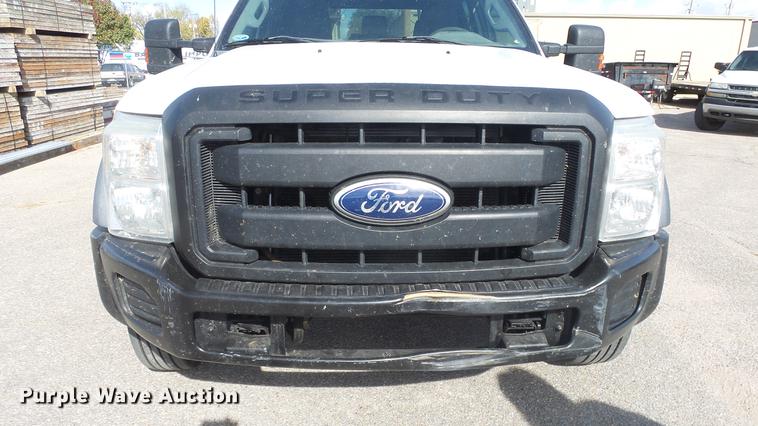 image for item AM9021 2011 Ford F450 Super Duty Crew Cab utility truck