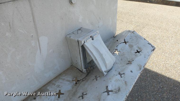 image for item AM9021 2011 Ford F450 Super Duty Crew Cab utility truck