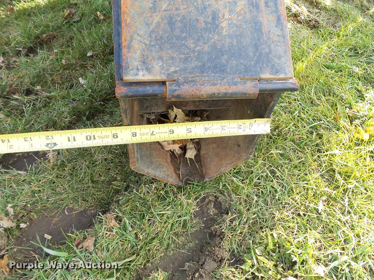 image for item DA3588 2009 Challenger MT865C tractor with tile plow