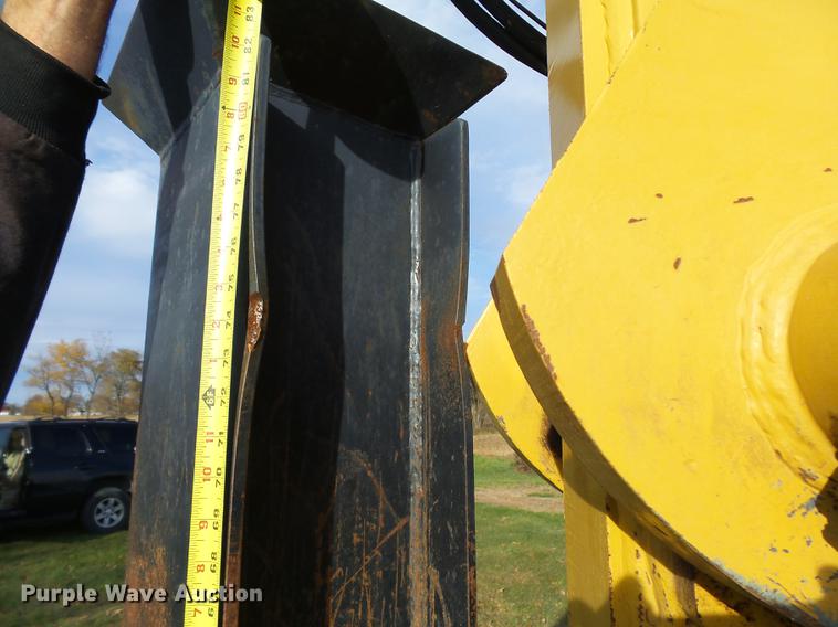 image for item DA3588 2009 Challenger MT865C tractor with tile plow