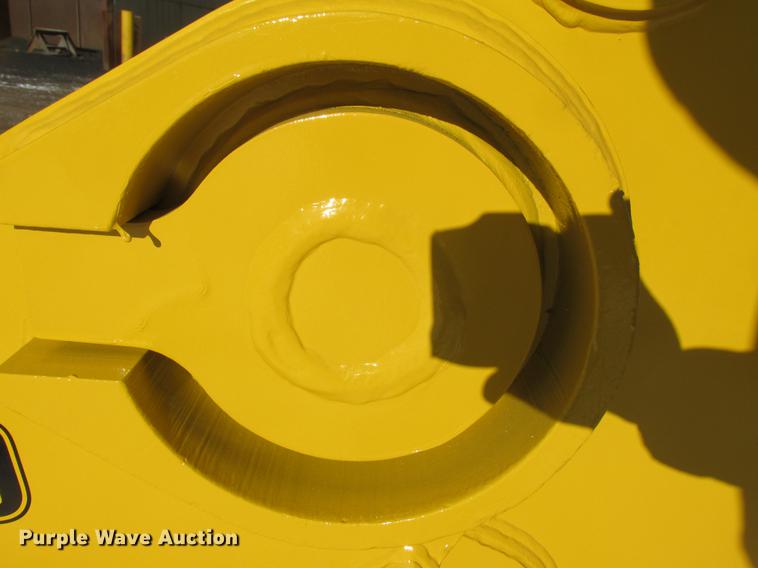 image for item DA8297 Genesis GMP90 mechanical pulverizer