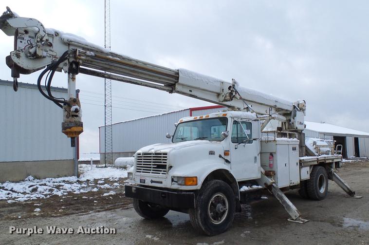 image for item DB2056 1996 International 4700 bucket truck