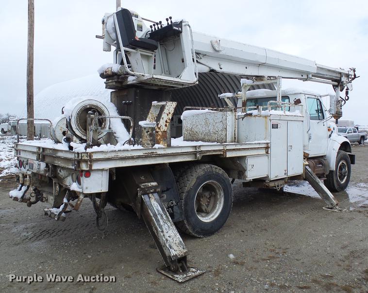 image for item DB2056 1996 International 4700 bucket truck