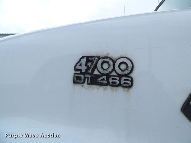 image for item DB2056 1996 International 4700 bucket truck