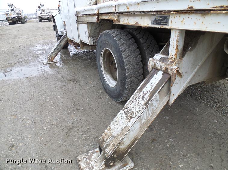 image for item DB2056 1996 International 4700 bucket truck