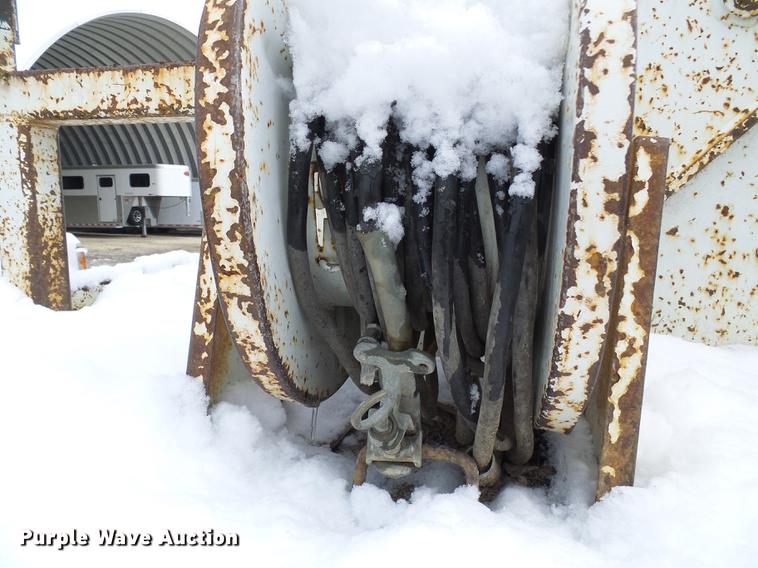 image for item DB2056 1996 International 4700 bucket truck