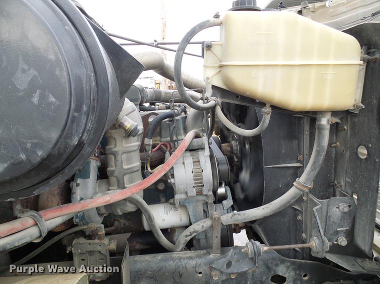 image for item DB2056 1996 International 4700 bucket truck