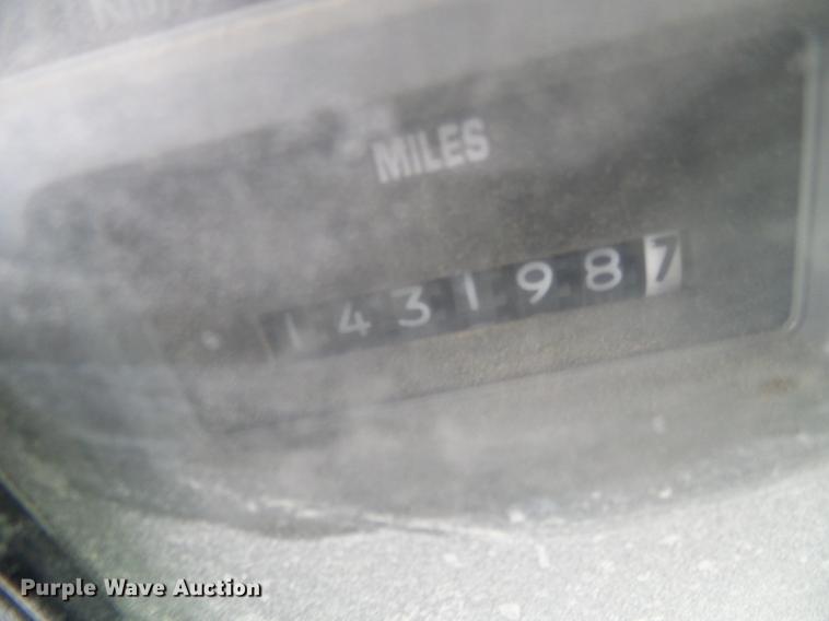 image for item DB2056 1996 International 4700 bucket truck