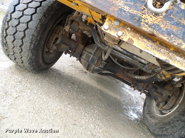 image for item DB2058 1995 International 4800 digger derrick truck