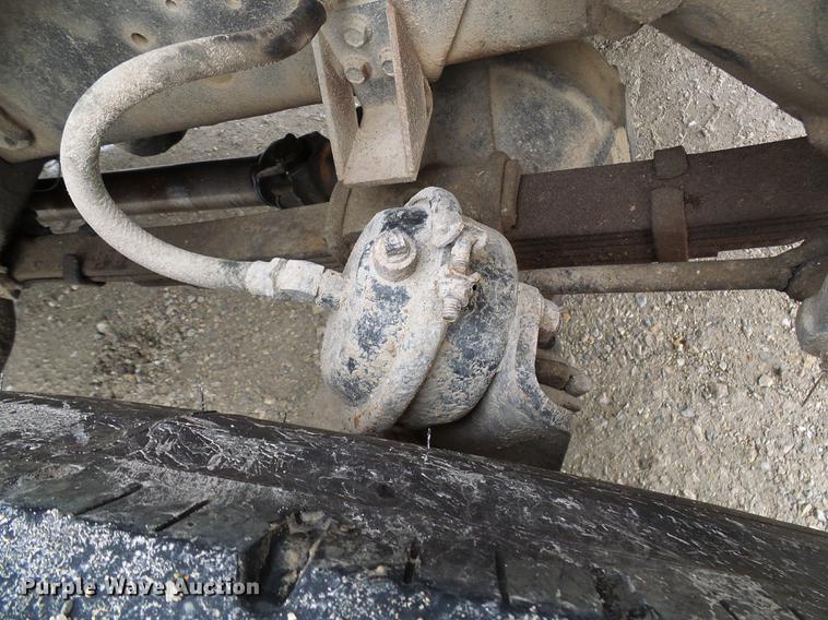 image for item DB2058 1995 International 4800 digger derrick truck