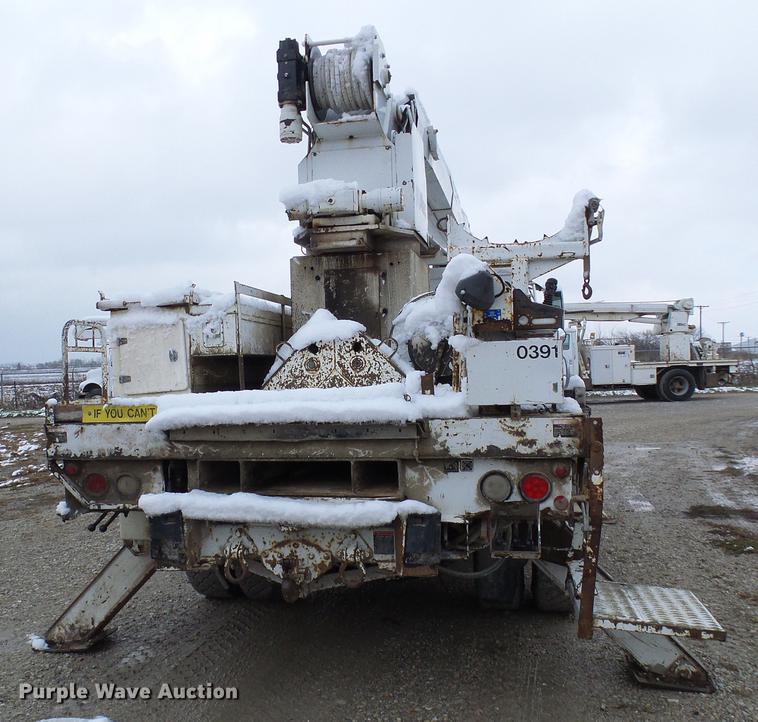 image for item DB2059 2001 Freightliner FL70 digger derrick truck