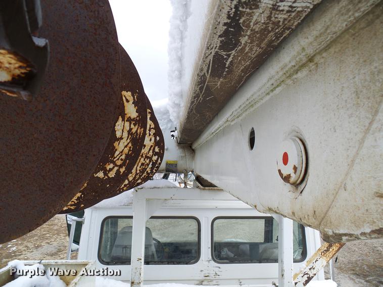 image for item DB2059 2001 Freightliner FL70 digger derrick truck