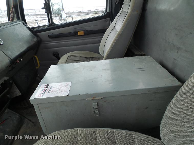 image for item DB2059 2001 Freightliner FL70 digger derrick truck