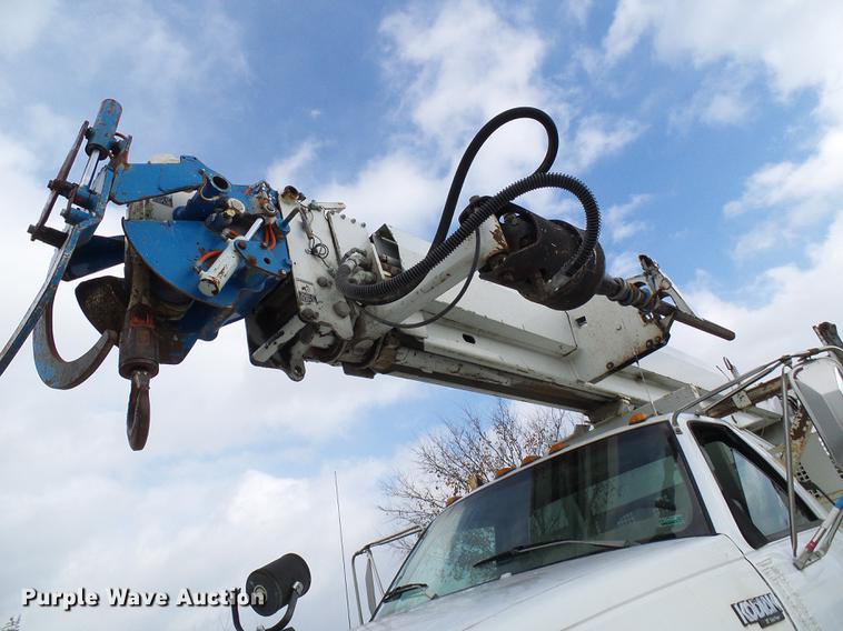 image for item DB2060 1994 Chevrolet Kodiak digger derrick truck