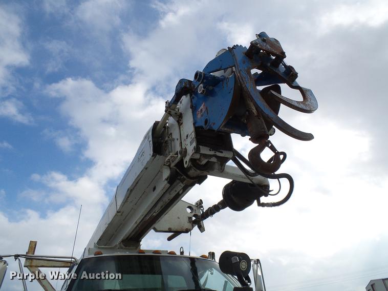 image for item DB2060 1994 Chevrolet Kodiak digger derrick truck