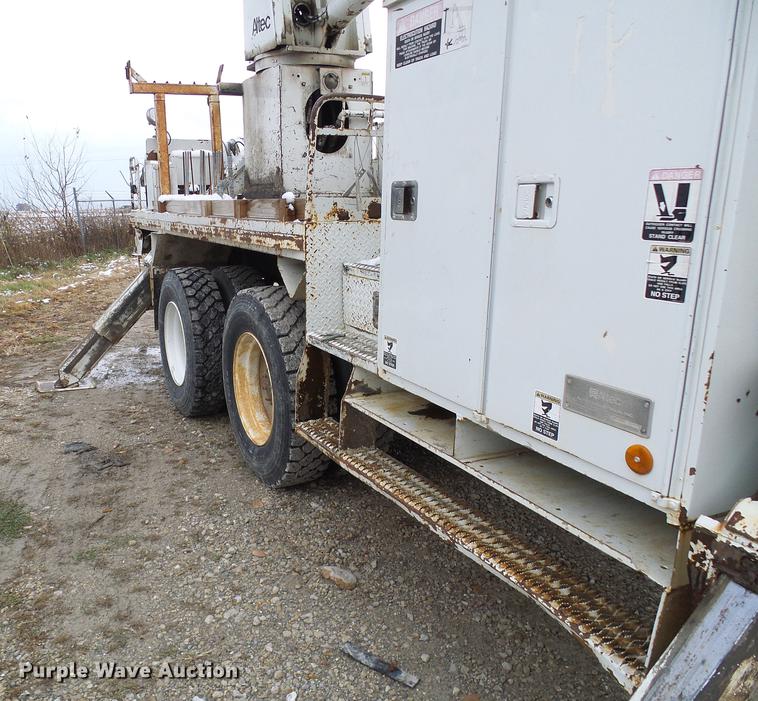 image for item DB2060 1994 Chevrolet Kodiak digger derrick truck