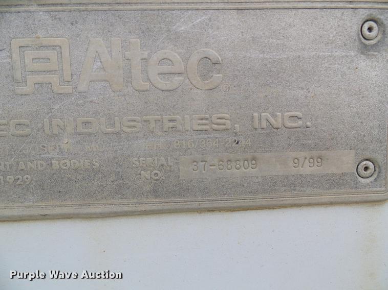 image for item DB2060 1994 Chevrolet Kodiak digger derrick truck