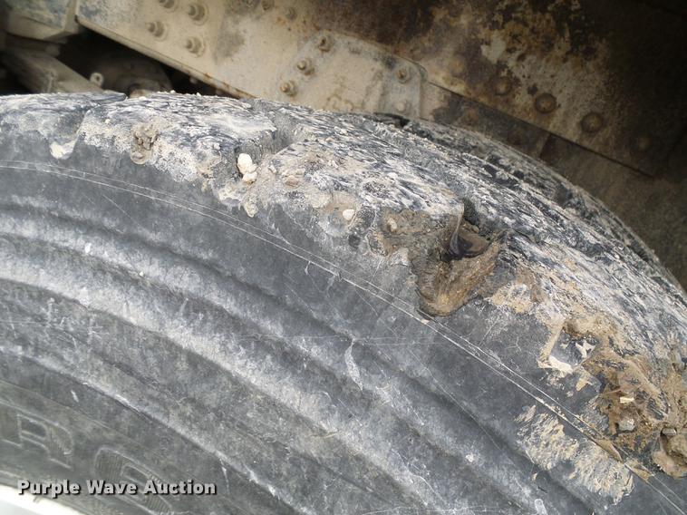 image for item DB2060 1994 Chevrolet Kodiak digger derrick truck