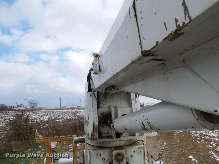 image for item DB2060 1994 Chevrolet Kodiak digger derrick truck