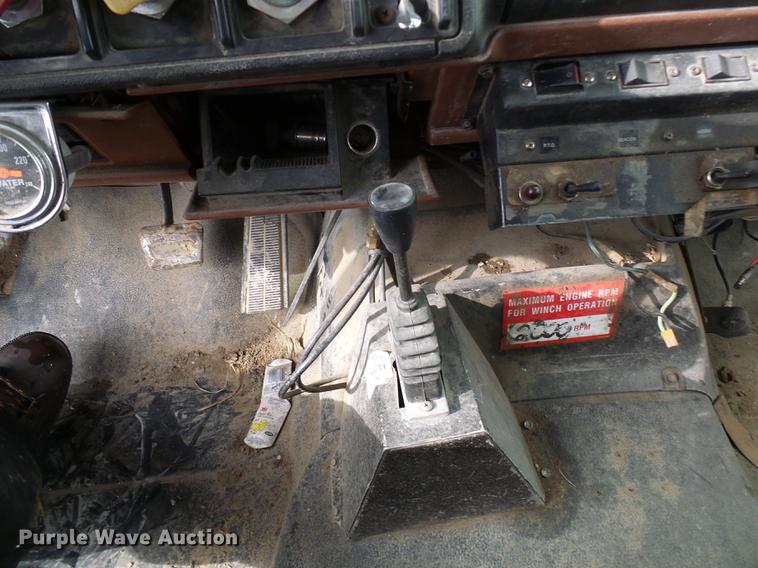 image for item DB2060 1994 Chevrolet Kodiak digger derrick truck