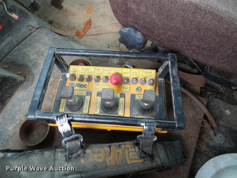 image for item DB2060 1994 Chevrolet Kodiak digger derrick truck