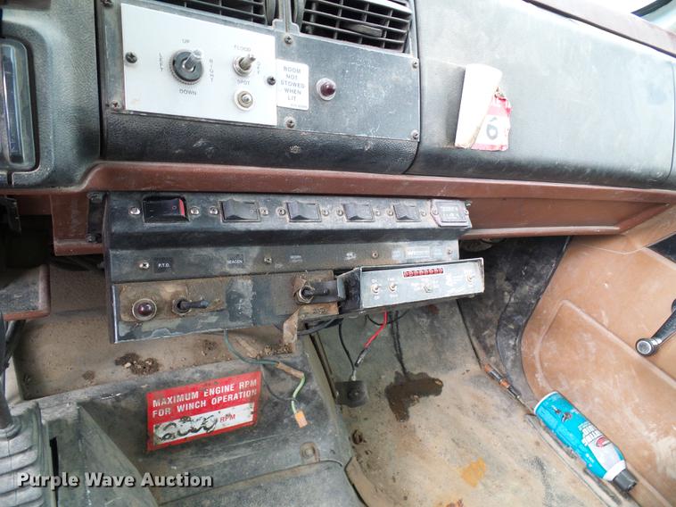 image for item DB2060 1994 Chevrolet Kodiak digger derrick truck