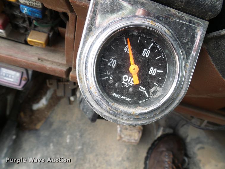 image for item DB2060 1994 Chevrolet Kodiak digger derrick truck