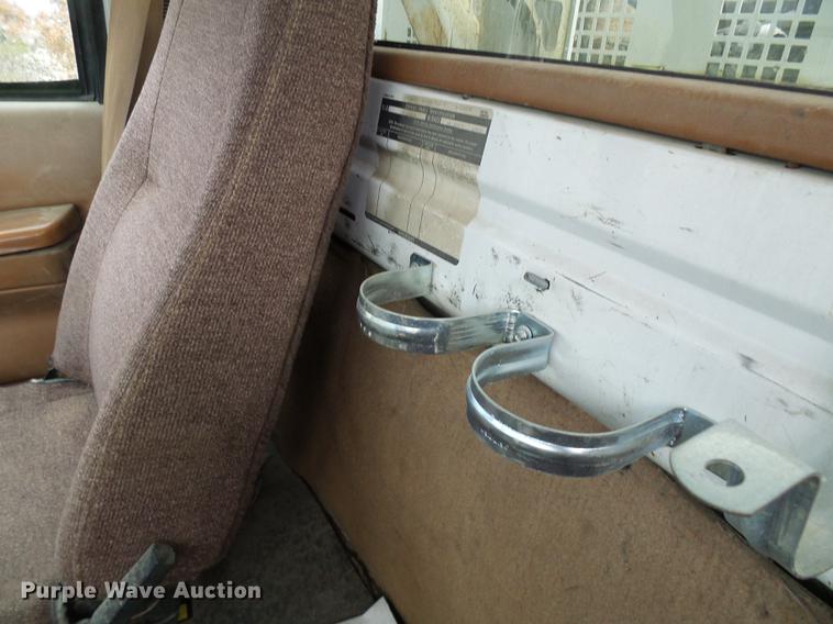 image for item DB2060 1994 Chevrolet Kodiak digger derrick truck