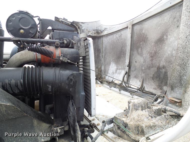 image for item DB2060 1994 Chevrolet Kodiak digger derrick truck