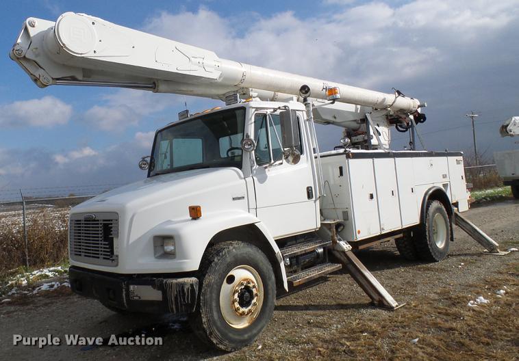image for item DB2061 1999 Freightliner FL70 bucket truck