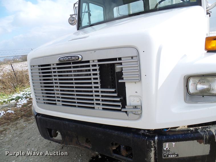 image for item DB2061 1999 Freightliner FL70 bucket truck