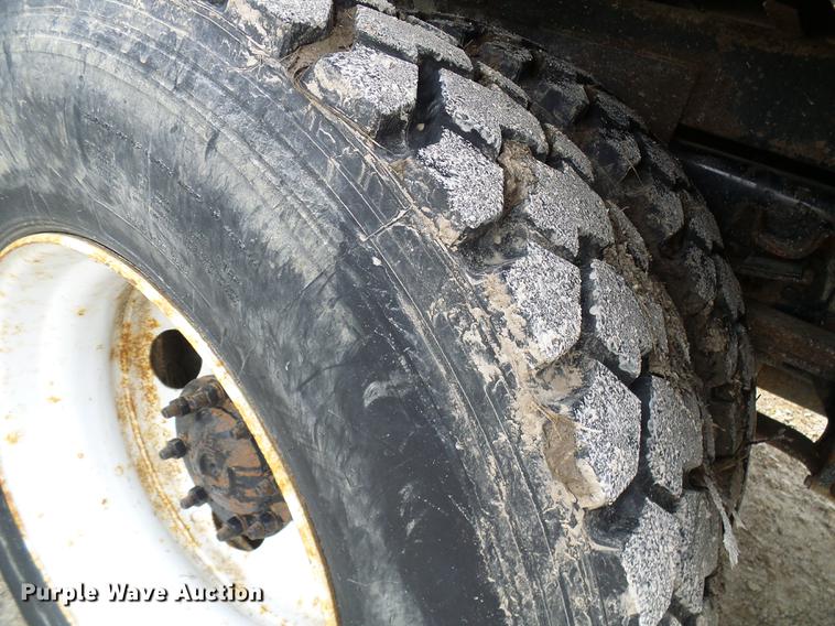 image for item DB2061 1999 Freightliner FL70 bucket truck