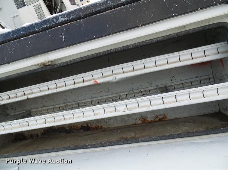 image for item DB2061 1999 Freightliner FL70 bucket truck