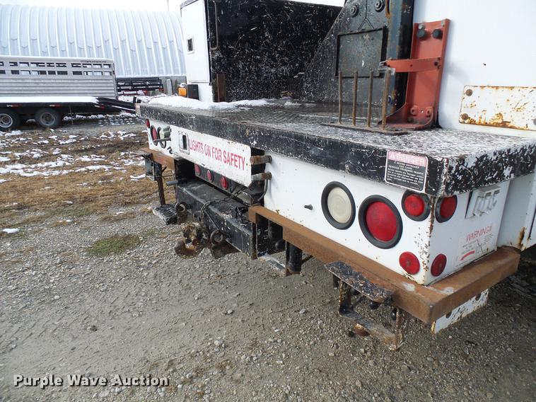 image for item DB2061 1999 Freightliner FL70 bucket truck