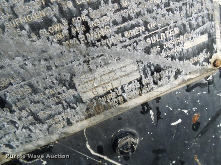 image for item DB2061 1999 Freightliner FL70 bucket truck