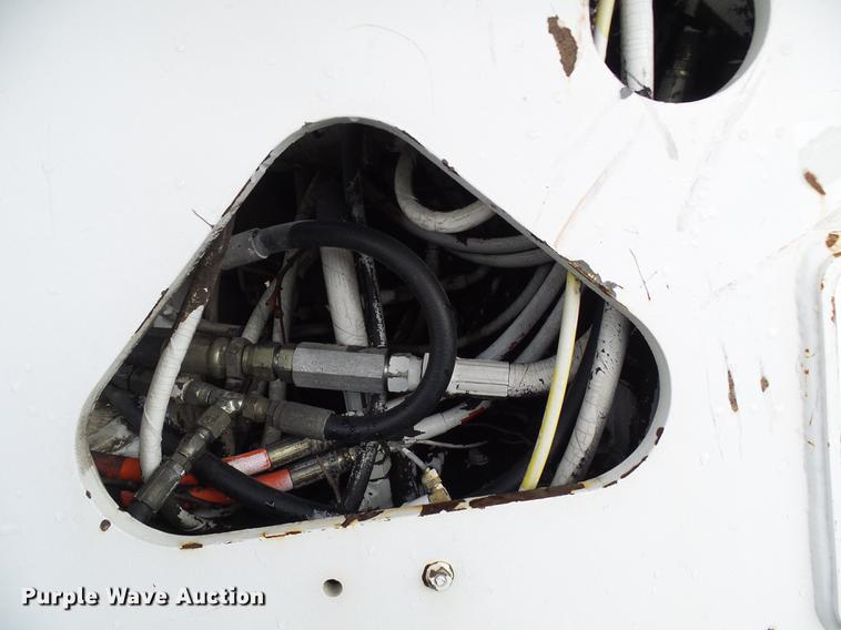 image for item DB2061 1999 Freightliner FL70 bucket truck