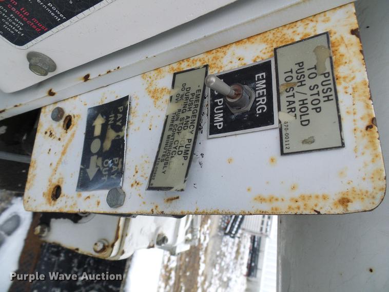 image for item DB2061 1999 Freightliner FL70 bucket truck