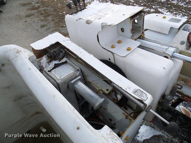 image for item DB2061 1999 Freightliner FL70 bucket truck