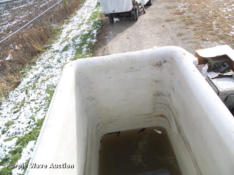 image for item DB2061 1999 Freightliner FL70 bucket truck