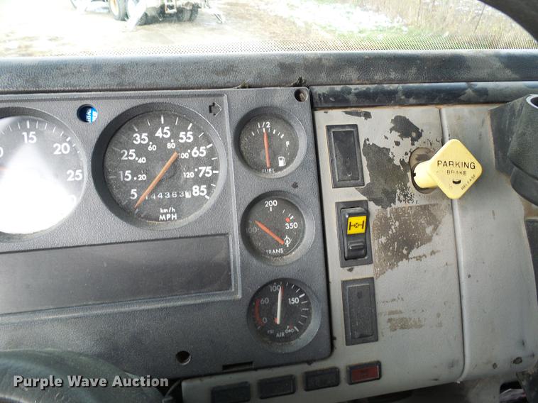 image for item DB2061 1999 Freightliner FL70 bucket truck