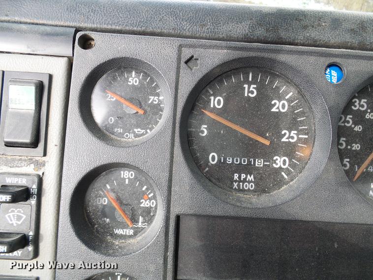 image for item DB2061 1999 Freightliner FL70 bucket truck