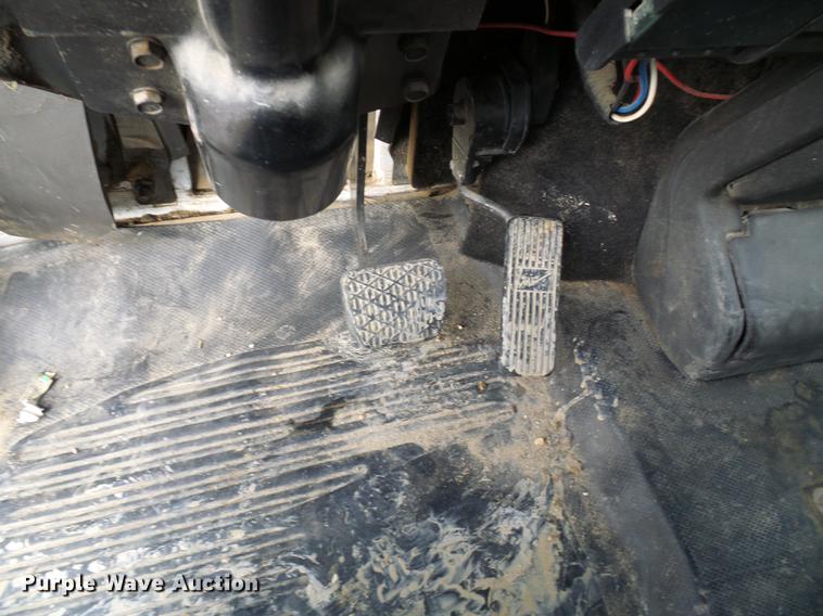 image for item DB2061 1999 Freightliner FL70 bucket truck